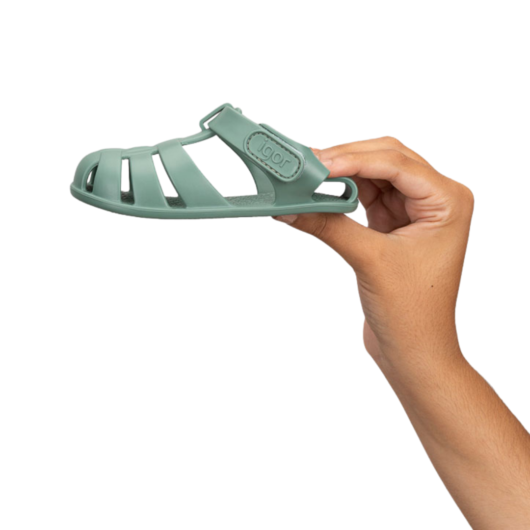 IGOR | Sandalias descalzas Nemo en verde sólido