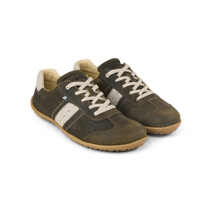 KÓEL | Zapatillas descalzas ILO Suede Olive para hombre