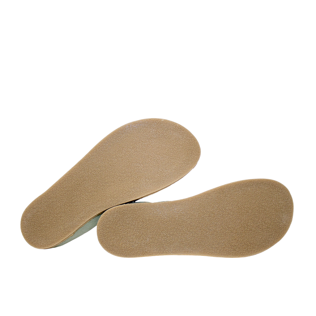 Shuz Sabrinas Barefoot Lucia Verde Mum 1