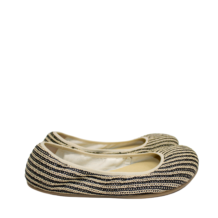 Shuz Sabrinas Barefoot Sara Coal Mum