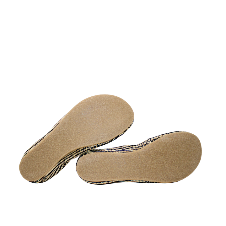 Shuz Sabrinas Barefoot Sara Coal Mum 1