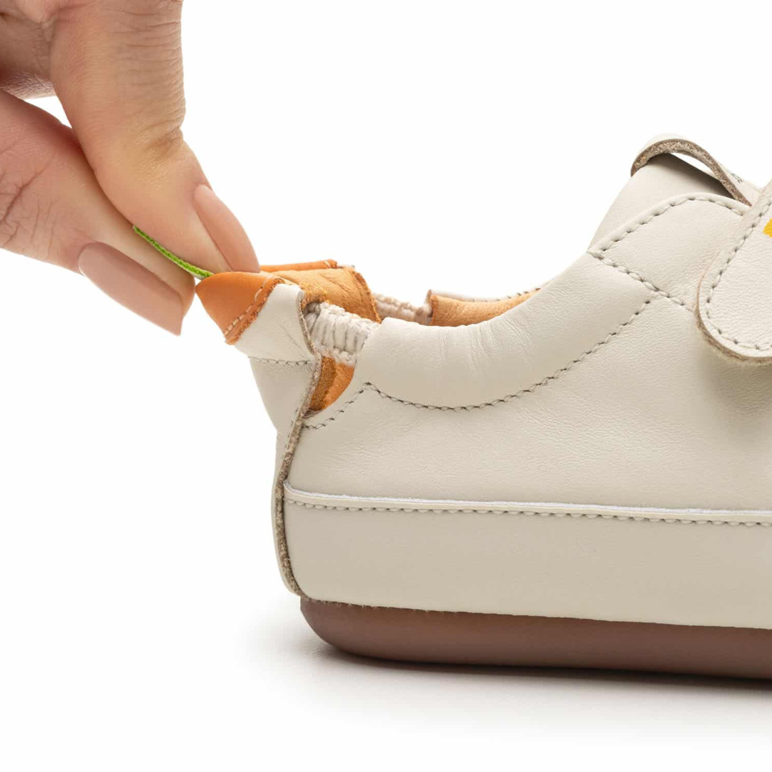 Shuz Tenis Barefoot Bossy Down Tangerine Tip Toey Joey 2