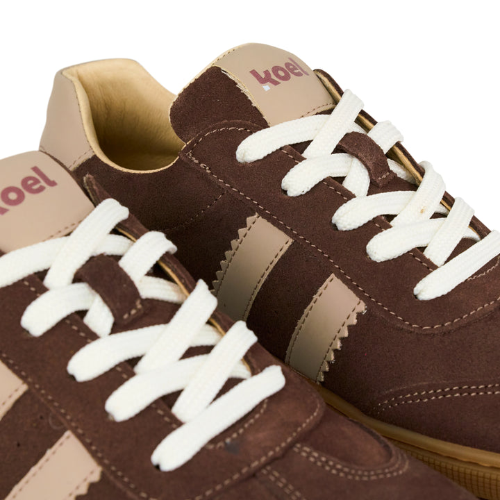 Shuz Tenis Barefoot Francie II Suede Dorado Koel 4